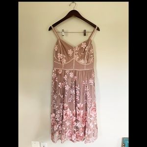 BUSTIER SKATER MIDI DRESS - LACE FLORAL PINK